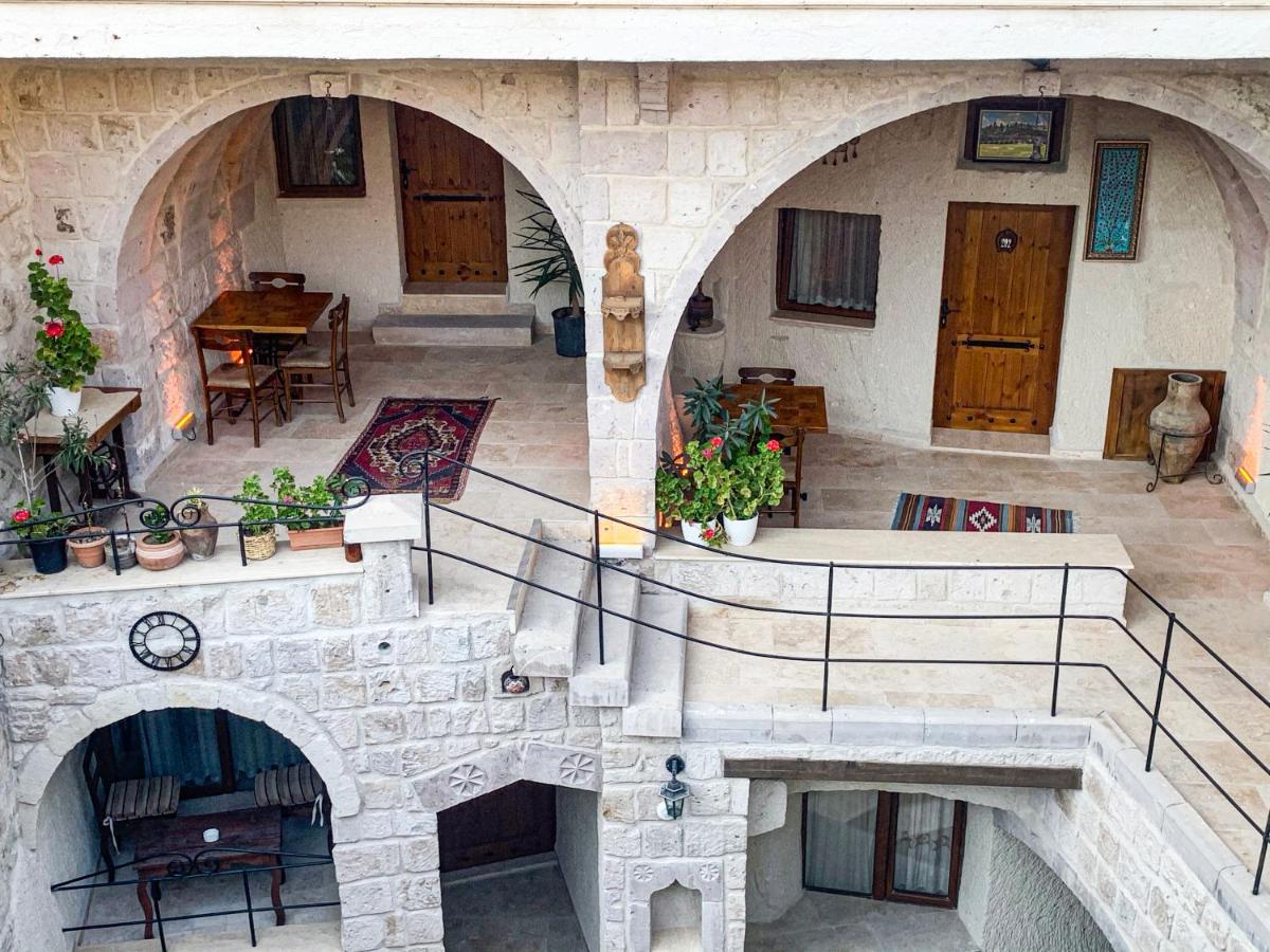Hotel Risus Cave